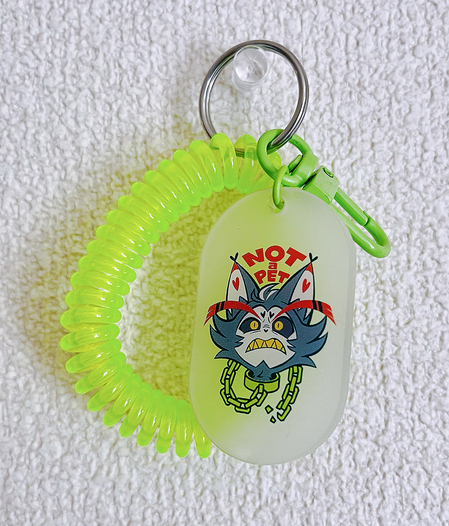 キーホルダー　not a pet